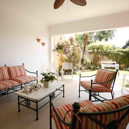 Cattleya Luxury Suites Kingston Rom bilde