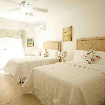 Cattleya Luxury Suites Kingston Eksteriør bilde