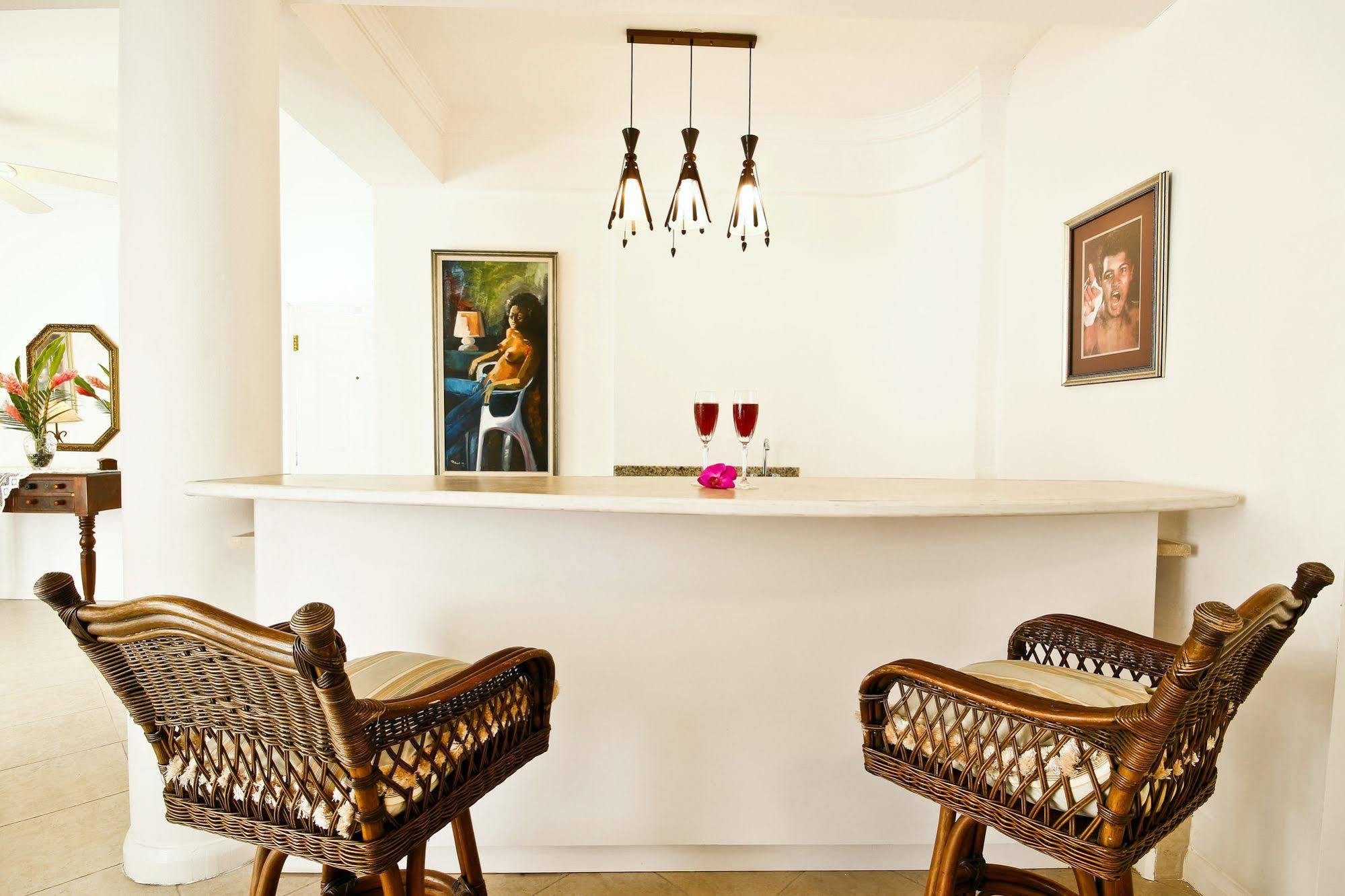 Cattleya Luxury Suites Kingston Eksteriør bilde